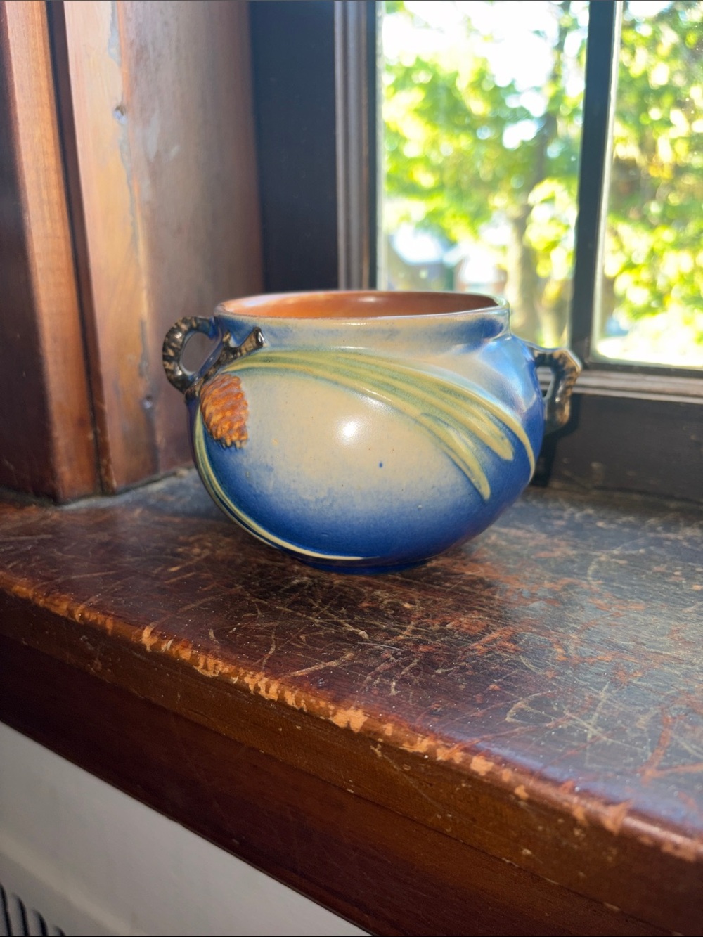 vintage Roseville art pottery jardiniere in blue "Pine Cone" pattern